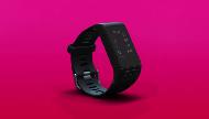 Garmin vivoactive HR with wrist based heart rate Commercial