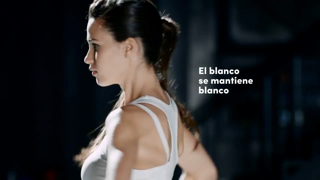 Rexona BLACK + WHITE WOMAN anuncio
