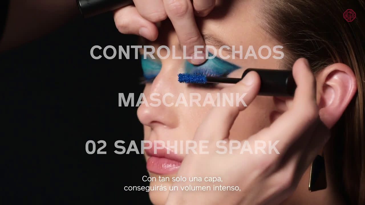 Shiseido ControlledChaos MascaraInk Sapphire Spark anuncio