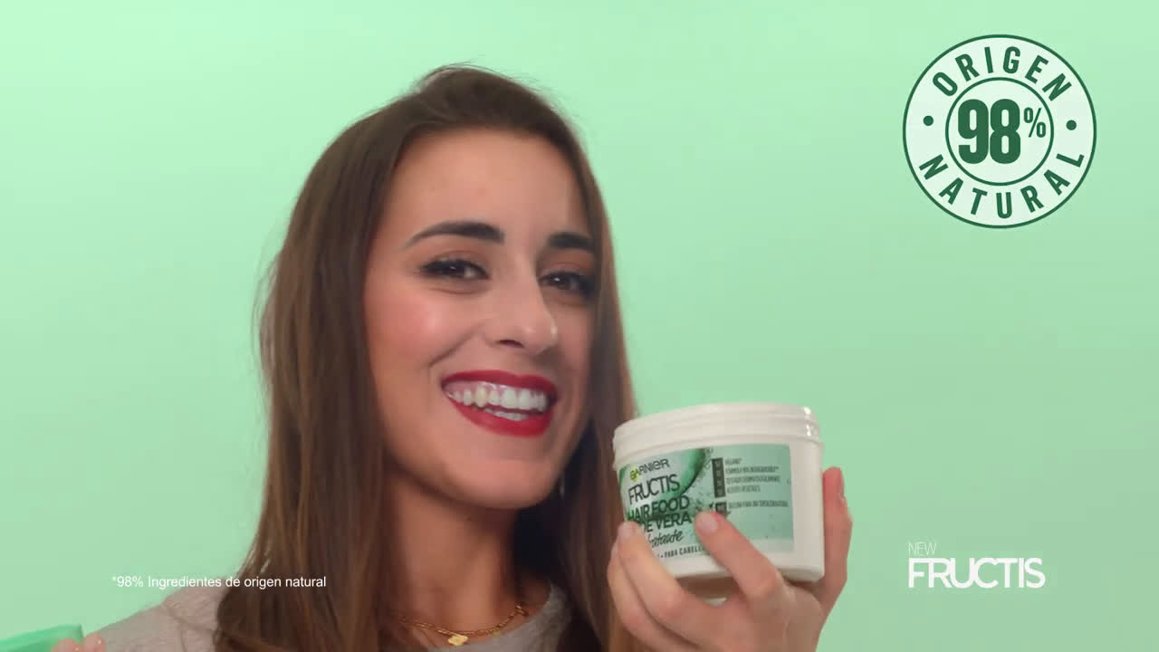 Garnier ¡NUEVO Fructis HAIR Food Aloe con Paula Gonu! - Garnier anuncio