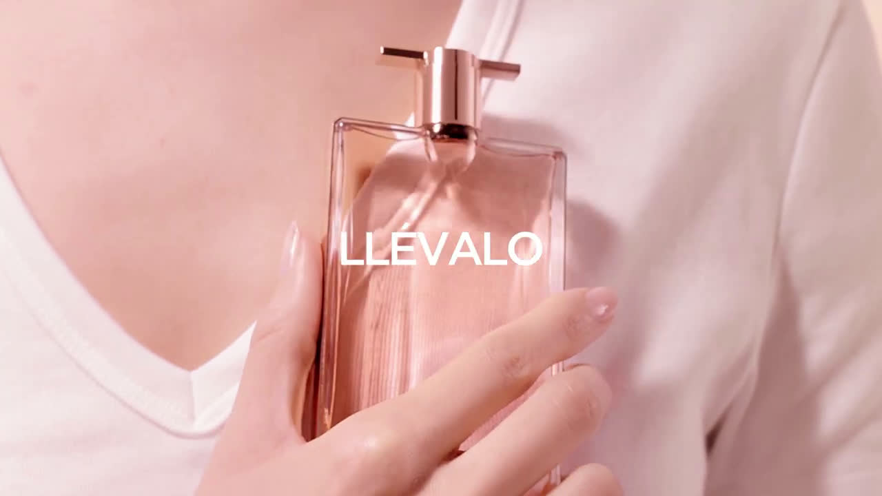 Lancome Descubre las características del perfume recargable IDÔLE anuncio