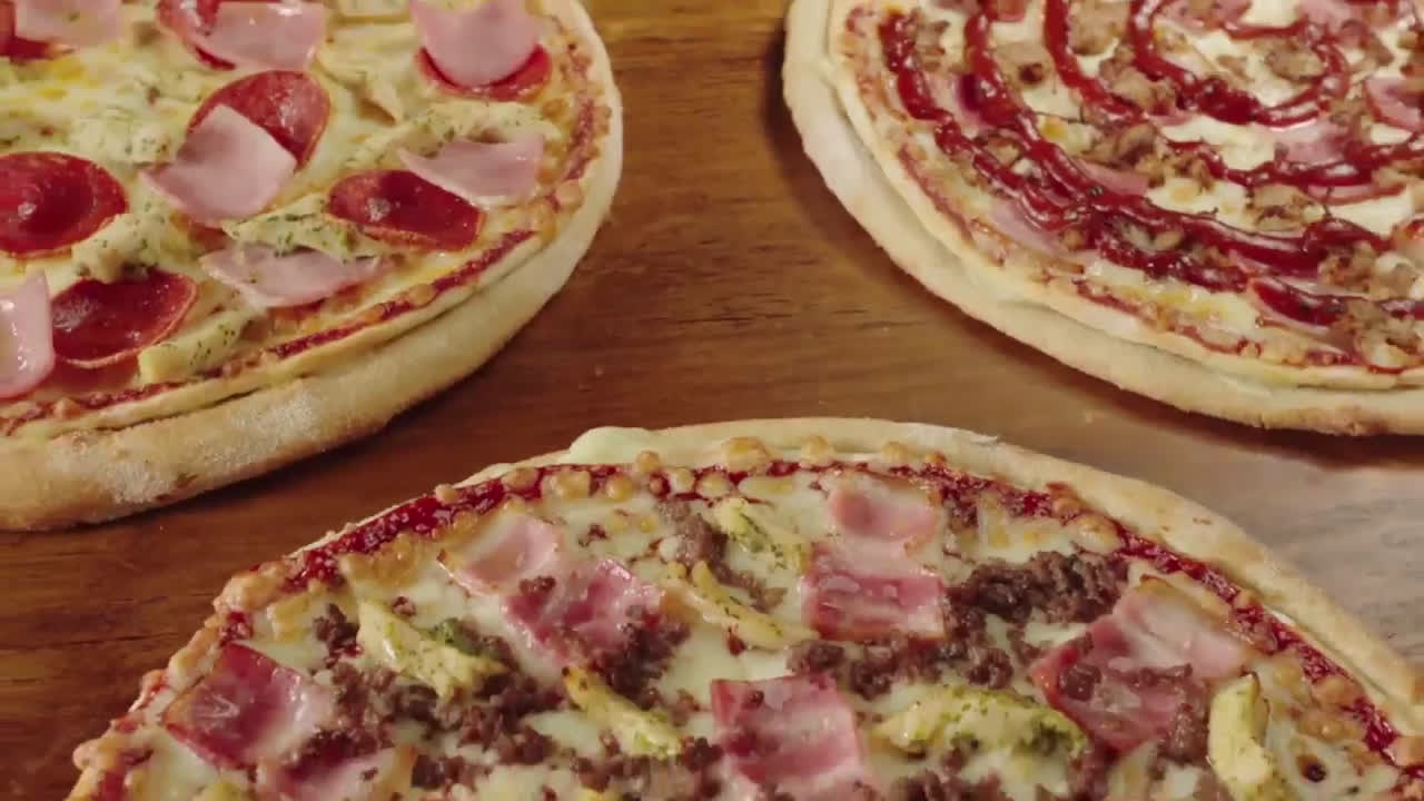 Telepizza Las Gourmet - Carnívora anuncio