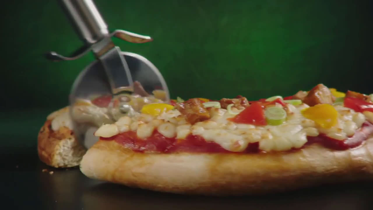 Nestle Pizzas American Style - Lo más grande de BUITONI anuncio