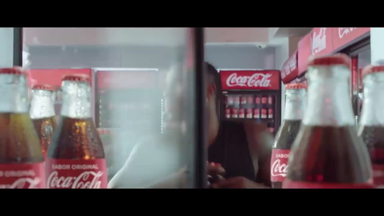 Coca Cola Disfruta el partido con Coca-Cola anuncio