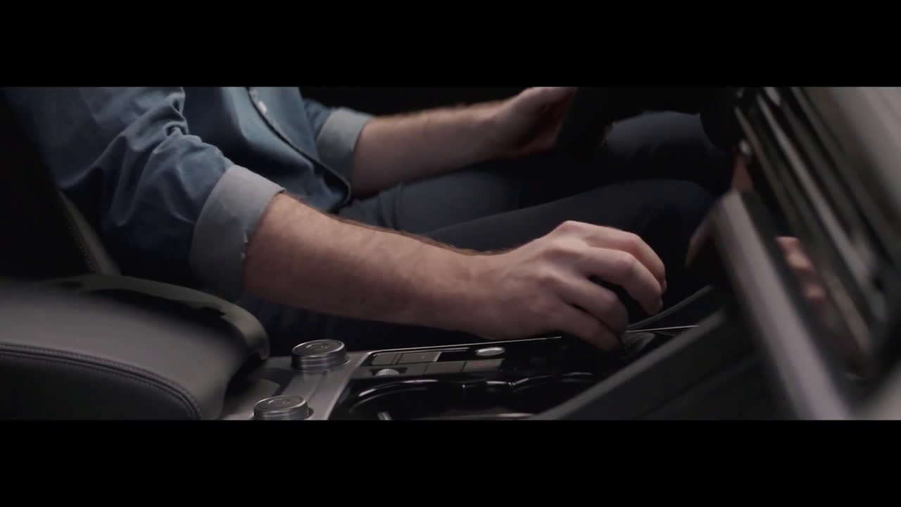 Nuevo Volkswagen Touareg – Asistentes de conducción ft. Carlos Asencio Trailer