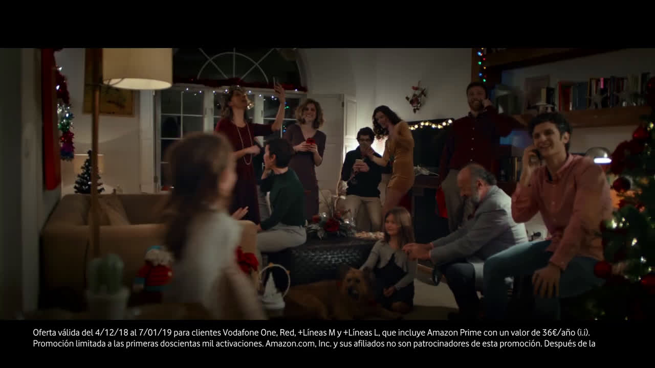 Vodafone Porque eres nuestro cliente, esta Navidad te regalamos un año de Amazon Prime anuncio