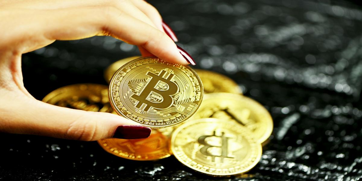 Contracts & BTC: Innovating Security, Efficiency in Digital