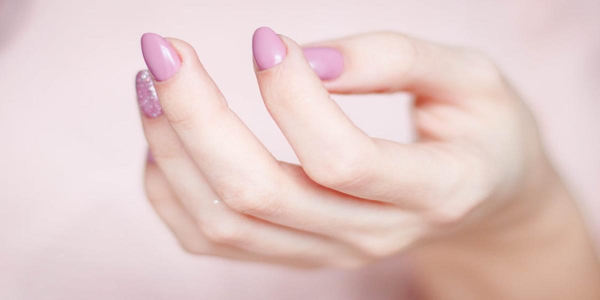 Réparer les ongles cassés - abancommercials.com