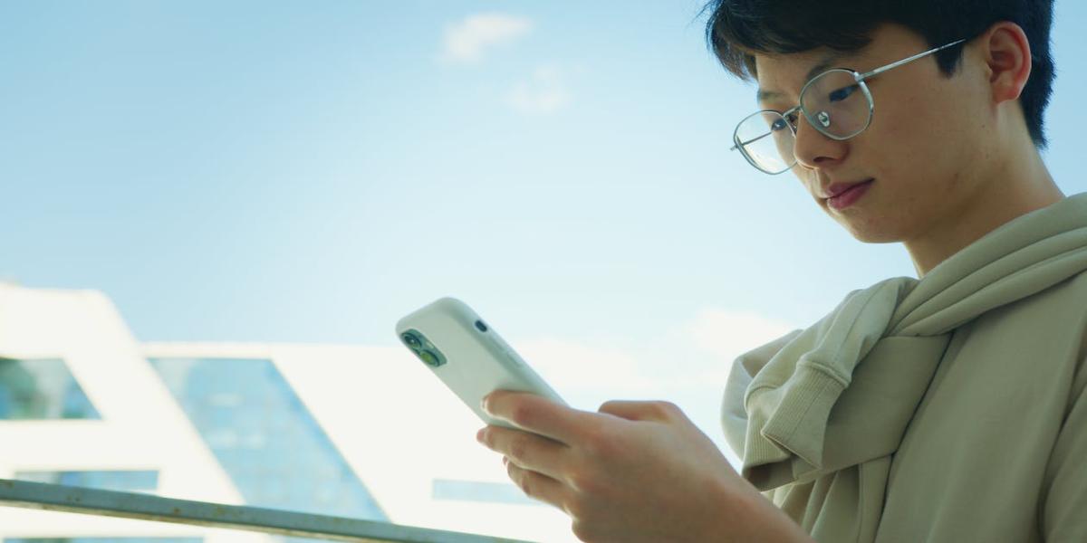 Falsificare una posizione GPS su un iPhone