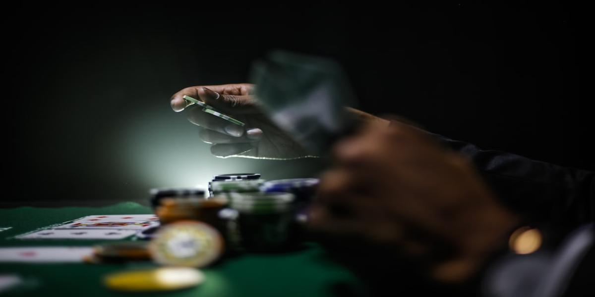 From Zero to Hero: the Art of Crash Gambling