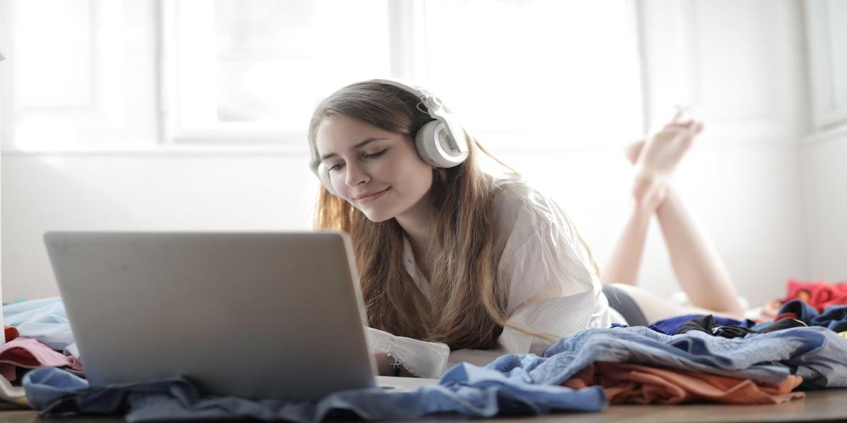 best streaming platforms with movies and series in Spain