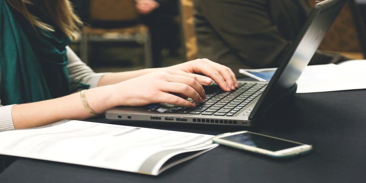 Psychology Behind the Choice to Pay Someone to Write Their