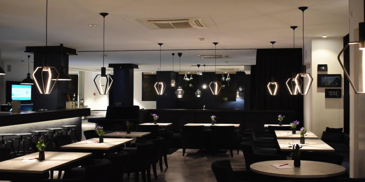 Restaurant Furniture for Family-Friendly Dining