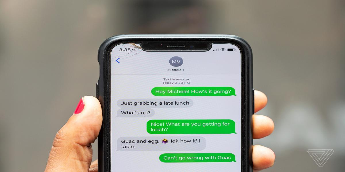 faire la superposition d'Emoji dans iMessage