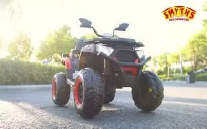 <b>Smyths Toys Le Quad Électrique 10,8V est chez Smyths Toys ! pub</b>