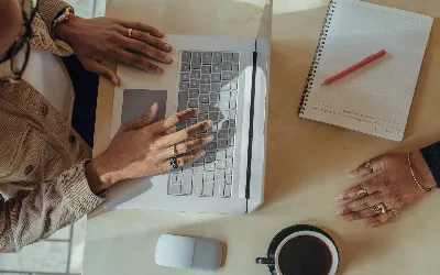 Cómo controlar la velocidad del mouse usando las teclas CTRL y SHIFT en Windows 11