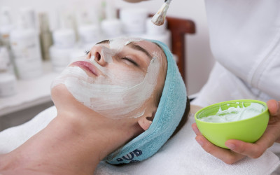 Facial Treatments: A Comprehensive Guide