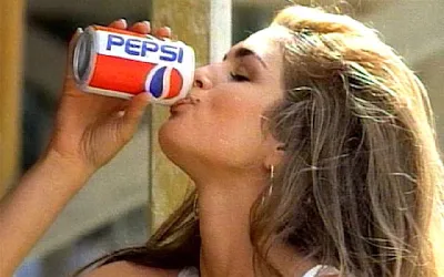 Volti famosi negli spot pubblicitari delle bevande