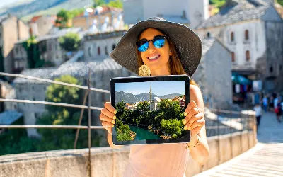 Tourism Marketing: The Rise of the "Hidden Gem" in Country Ads