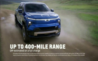 Who is the actor in the Chevrolet Silverado EV “Future of Trucks” ad?