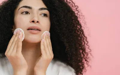 Cómo deshacerse de los puntos negros: formas de aclarar la piel y combatir los brotes para siempre