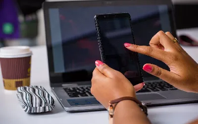 Comment vérifier qui est connecté au point d'accès Android