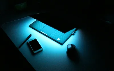 How to Fix Laptop turns on and then shuts off after a few seconds