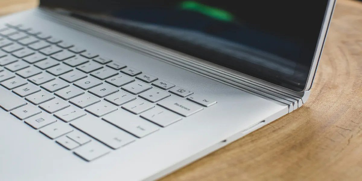 Fix Screen flickering at a higher Refresh Rate