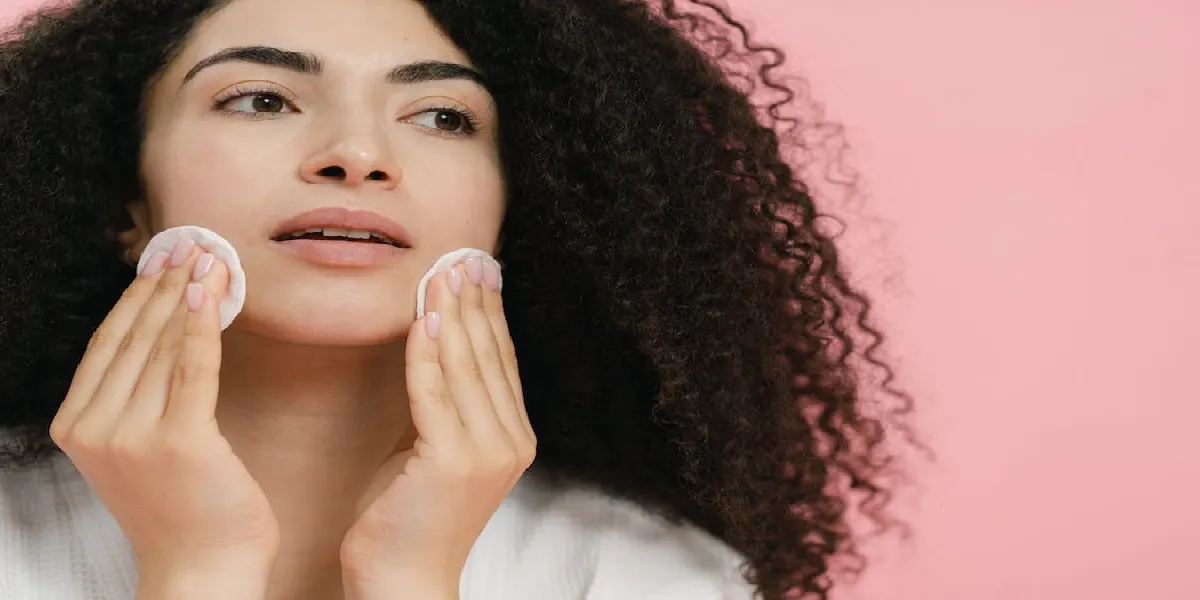 Cómo deshacerse de los puntos negros en la cara