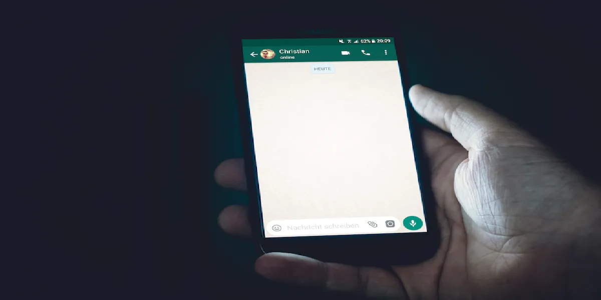 Fett, Unterstrichen, Kursiv oder Monospace auf WhatsApp