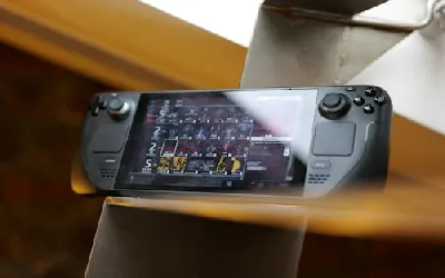 Cómo instalar y formatear una tarjeta SD en Steam Deck