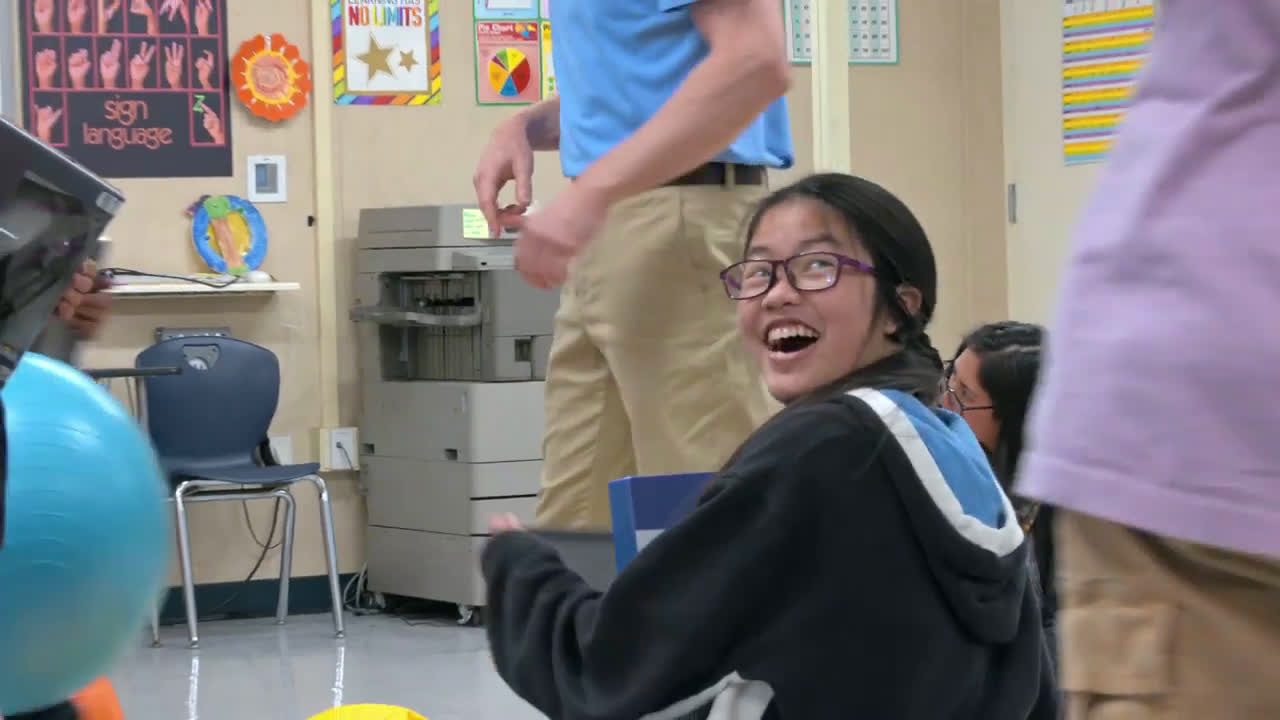  Los niños necesitan útiles escolares