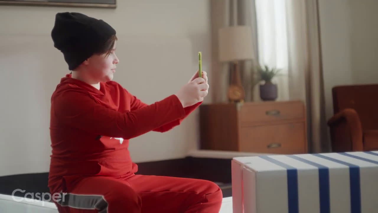 Casper box under a mattress Ad Commercial on TV