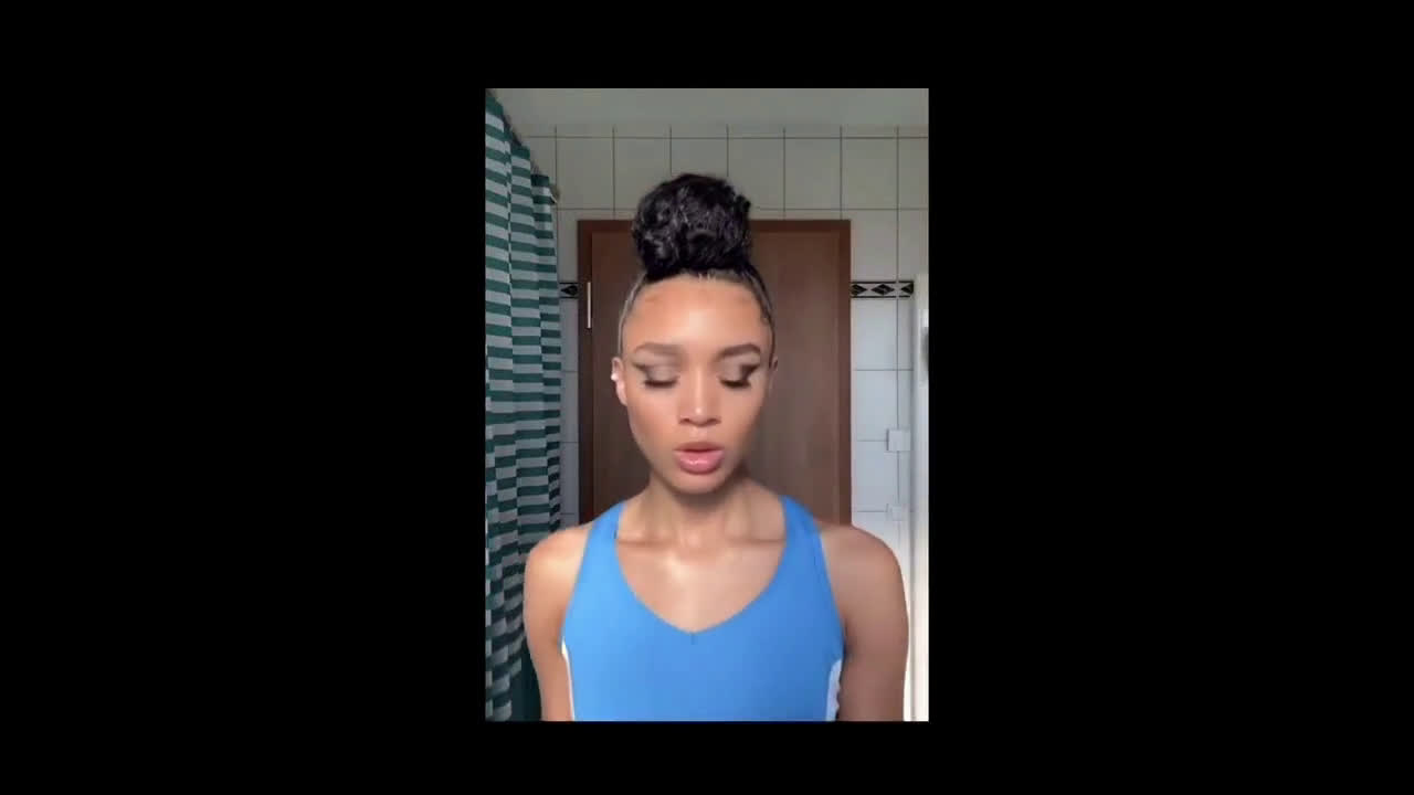  TRES TWO Extra Hold Hair Spray - Desastre