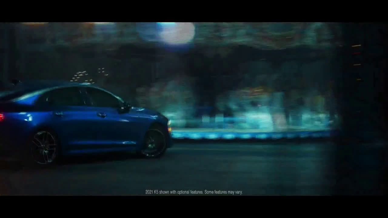  2021 Kia K5 - Turning the Lights On