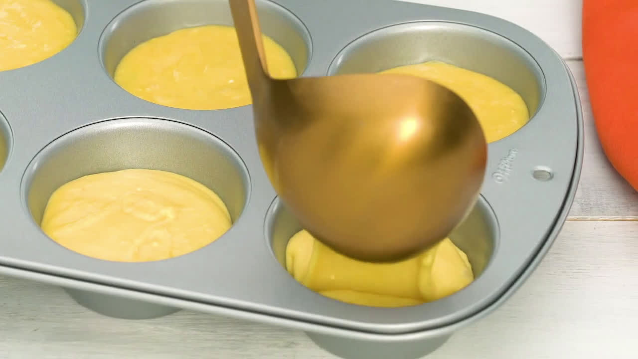  Pina Colada Mini Cakes