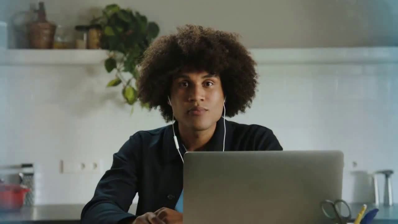  make your moments fresher with mentos