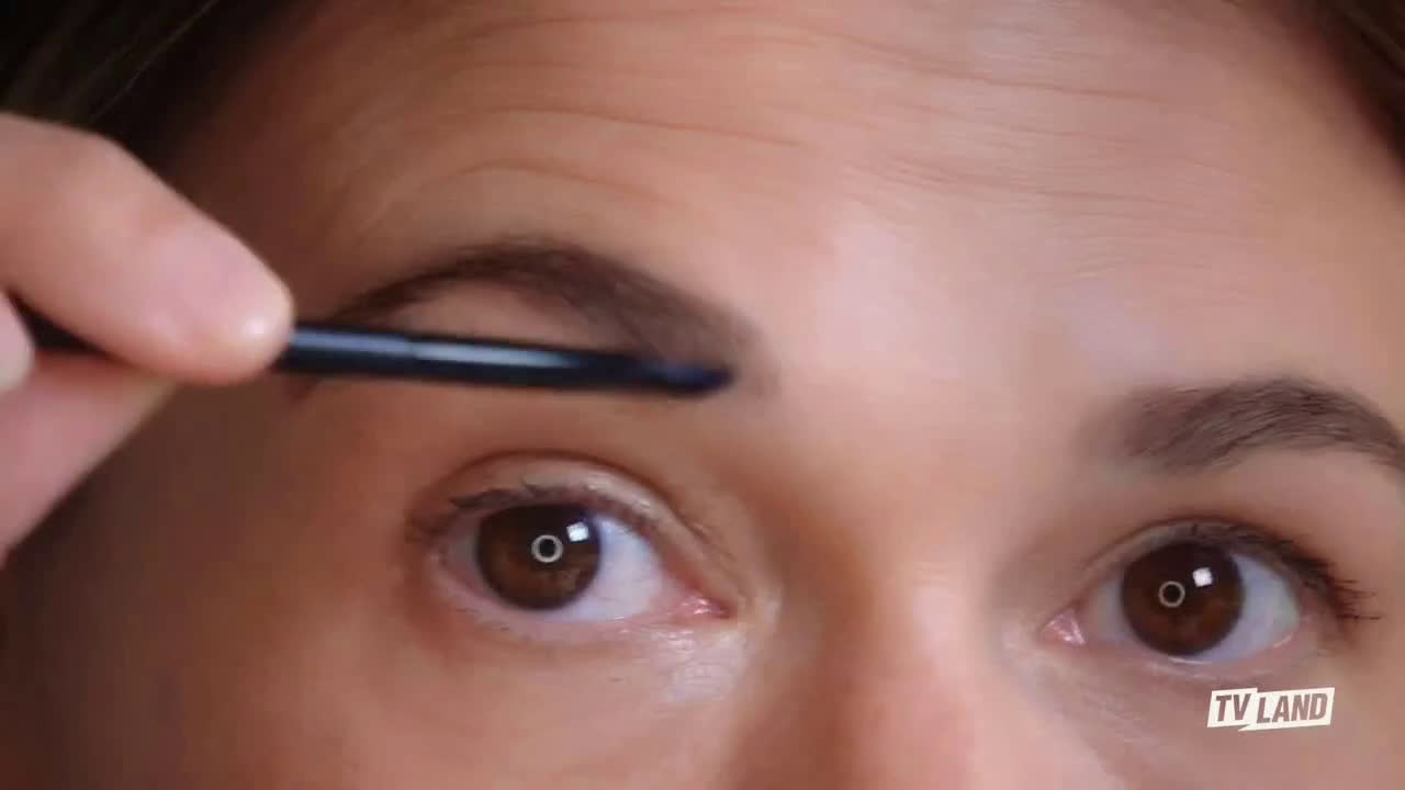  Paris Cosmetics UnbelieveaBrow - Trailer' Featuring Sutton Foster