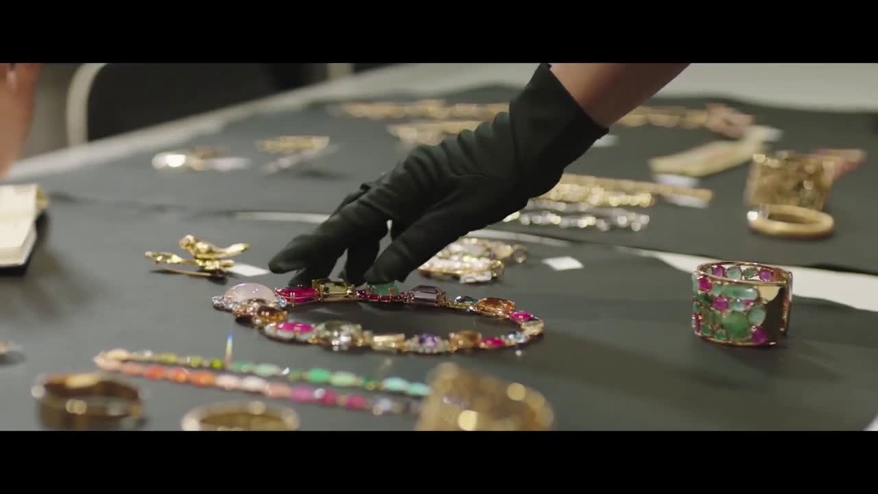  Documentary (tradition) - English