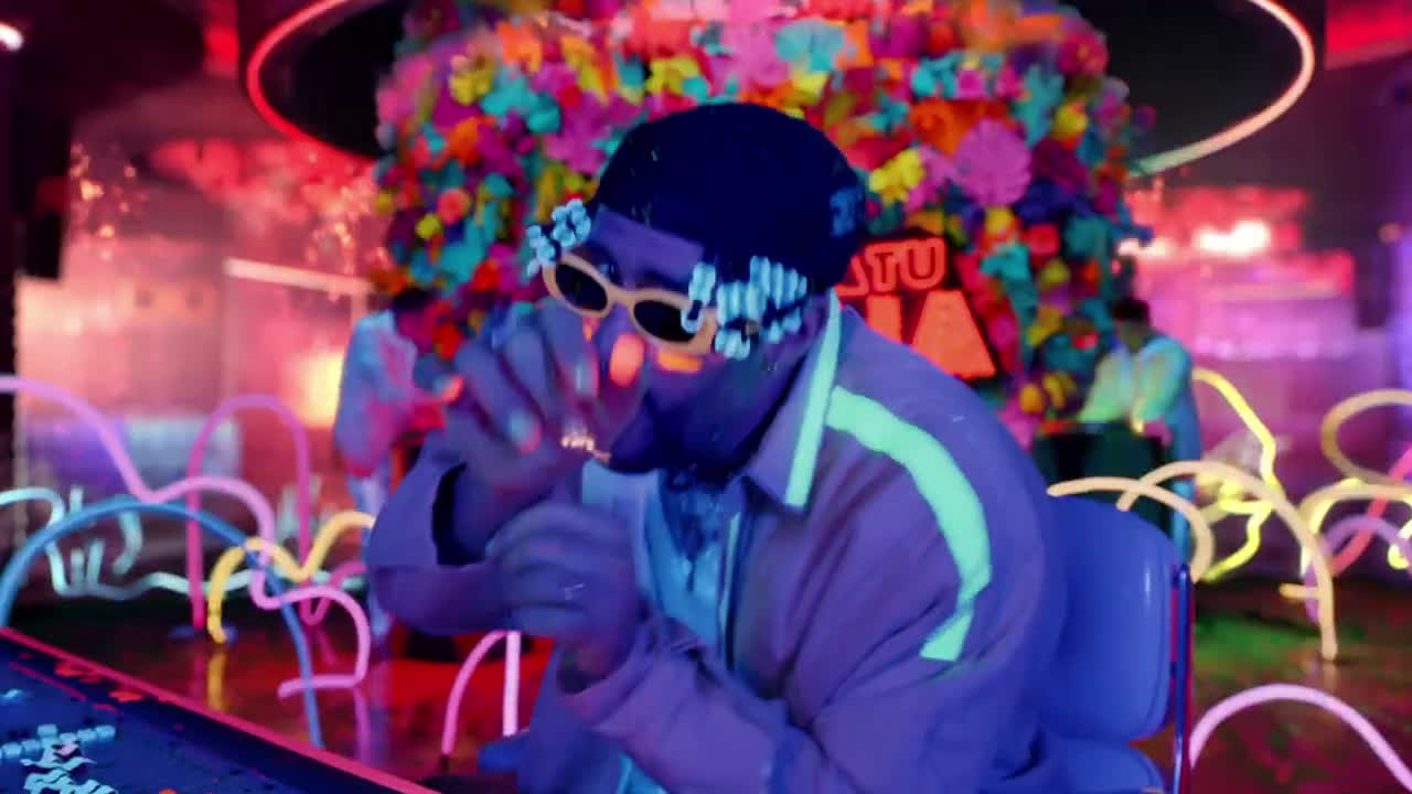  Bad bunny and the Cheetos