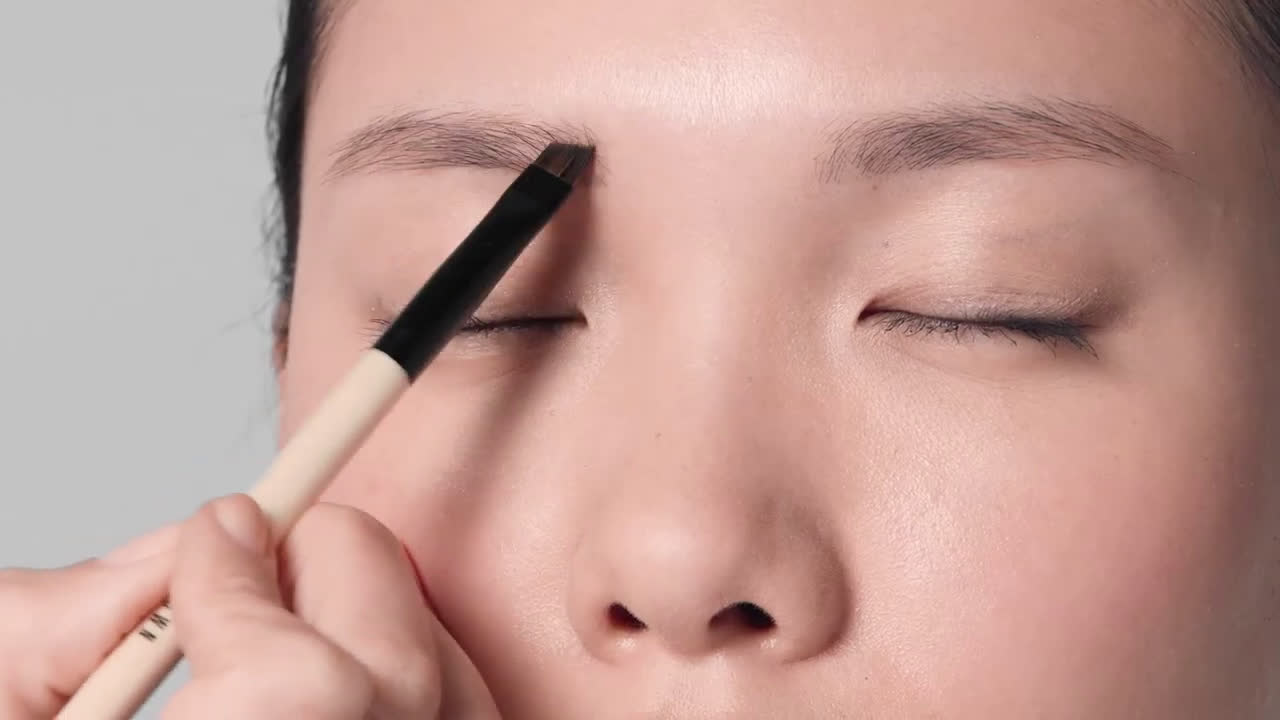  How To: Naturally Groomed Brows | Makeup Tutorial