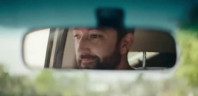  Girl pouring sauce on her food inside a cart