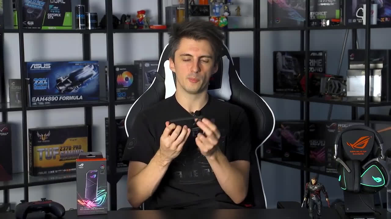  The ROG Strix Arion M2 SSD Enclosure