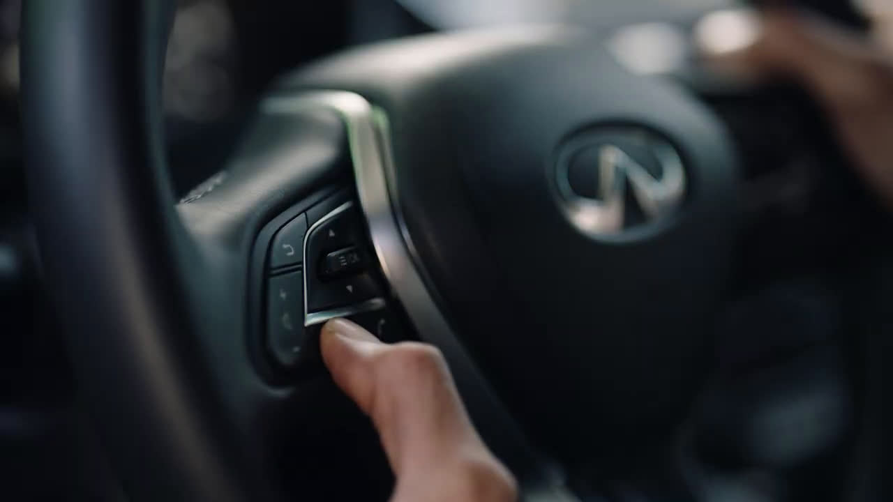  All-New INFINITI QX55: Apple CarPlay