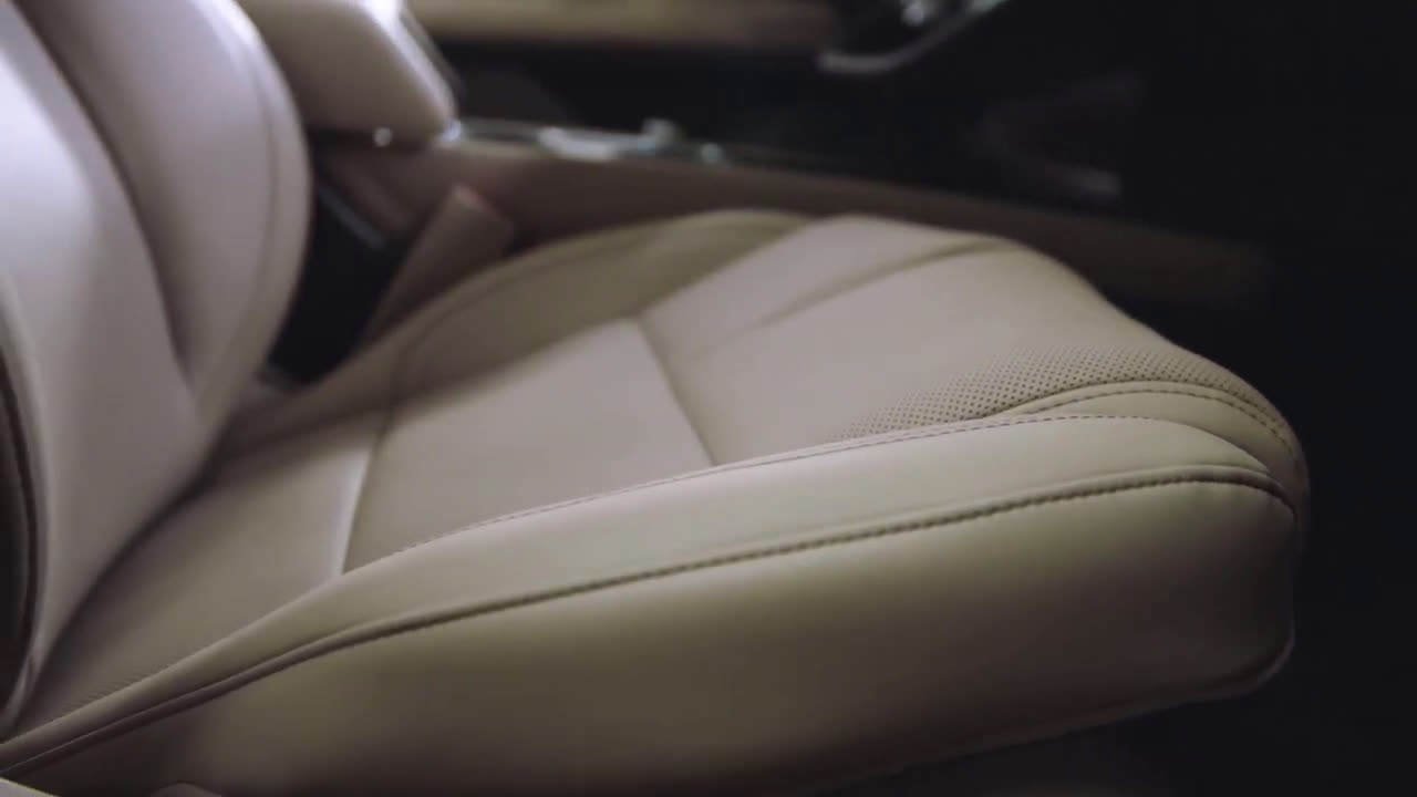  The 2021 Lincoln Corsair | Walk-Around Auto Review with Sofyan Bey | Lincoln