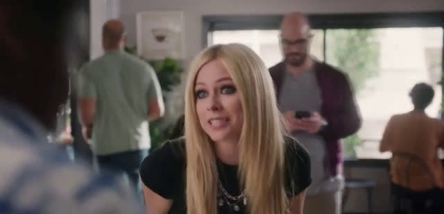  Avril Lavigne in the queue
