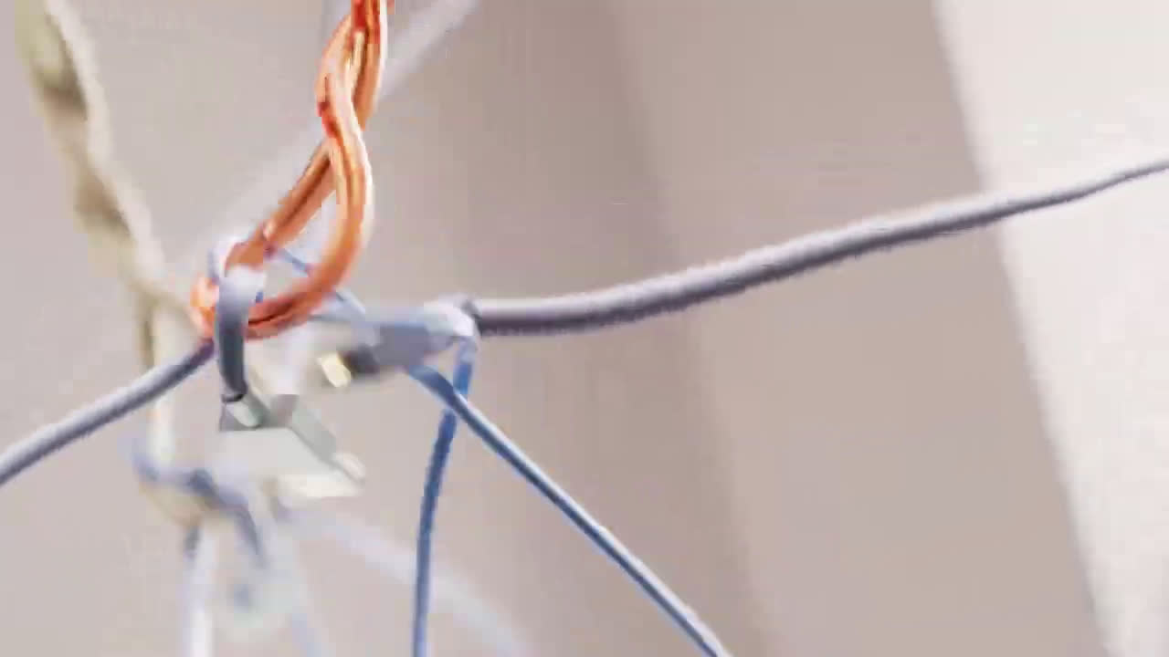  Upgrade the Work-From-Home Experience with Logi Dock Generic 16x9 30s en