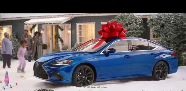 Lexus December to Remember - 'Runway'