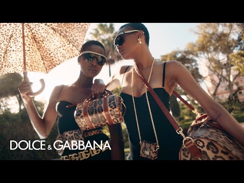  #DGLeo #DGSS22: Exclusive bags and accessories