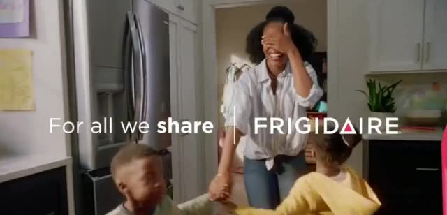  'CrispSeal Fresh Crispers: For All We Share'